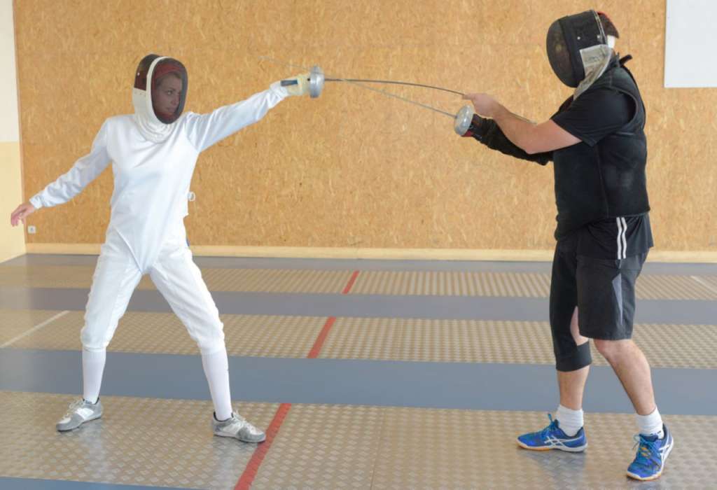 Fencing Lessons: Learn Fencing