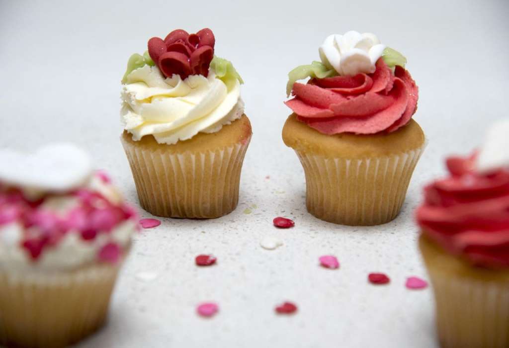 Cake Decorating Courses: Learn How to Decorate Cakes