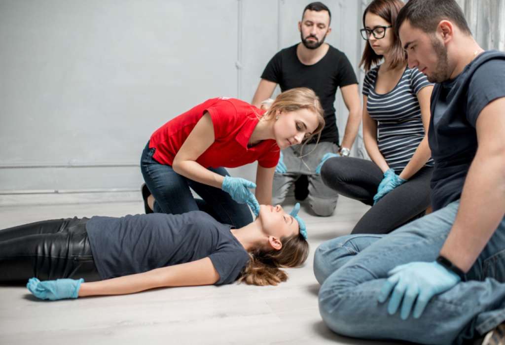 First Aid Training Courses: Learn How to do First Aid