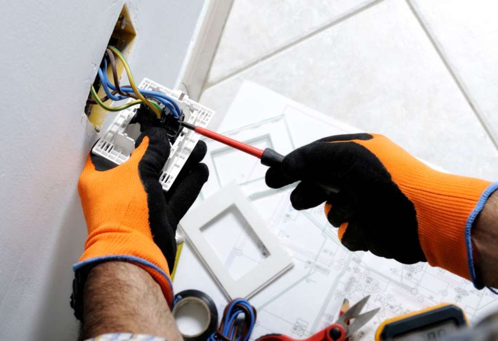 Electrical Installation Courses: Learn About Electrical Installation