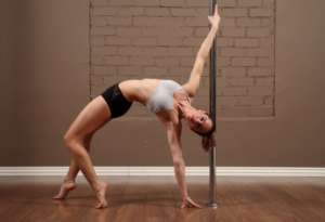 Courses in Pole Fitness: Learn More About Pole Fitness