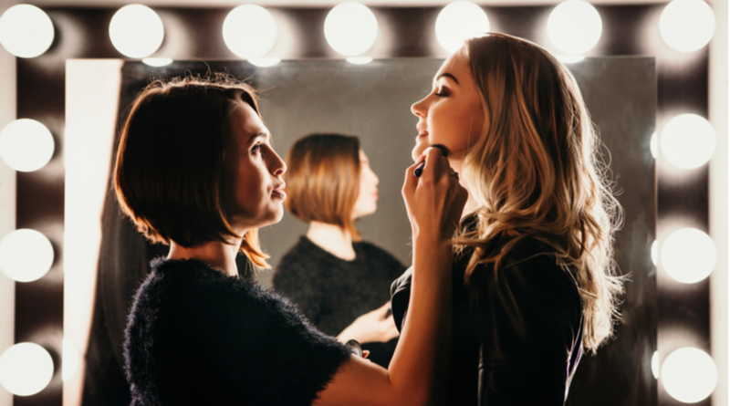 Courses in Makeup Techniques: Become A Makeup Artist