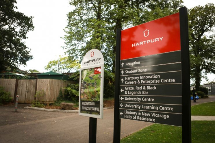 Hartpury University and College becomes first in the UK to ban unvaccinated students